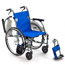MIKI三貴手動輪椅車CRT-3 藍(lán)色 A-19B扶手可掀，掛腳可拆卸 小型便攜輪椅 旅行攜帶方便